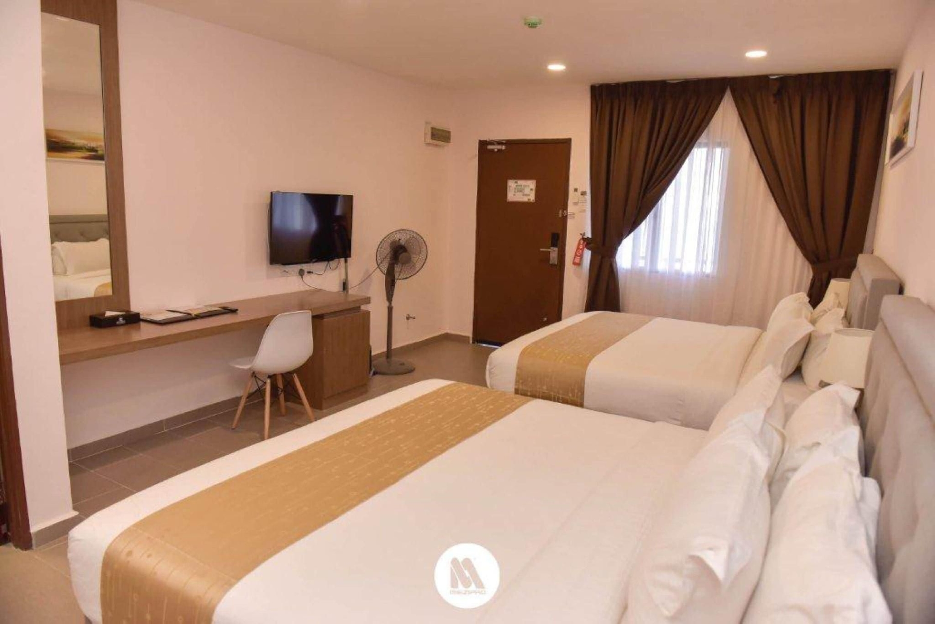 โลตัส ซีวิว บีช รีสอร์ต แอนด์ สปา (Lotus Seaview Beach Resort & Spa)1