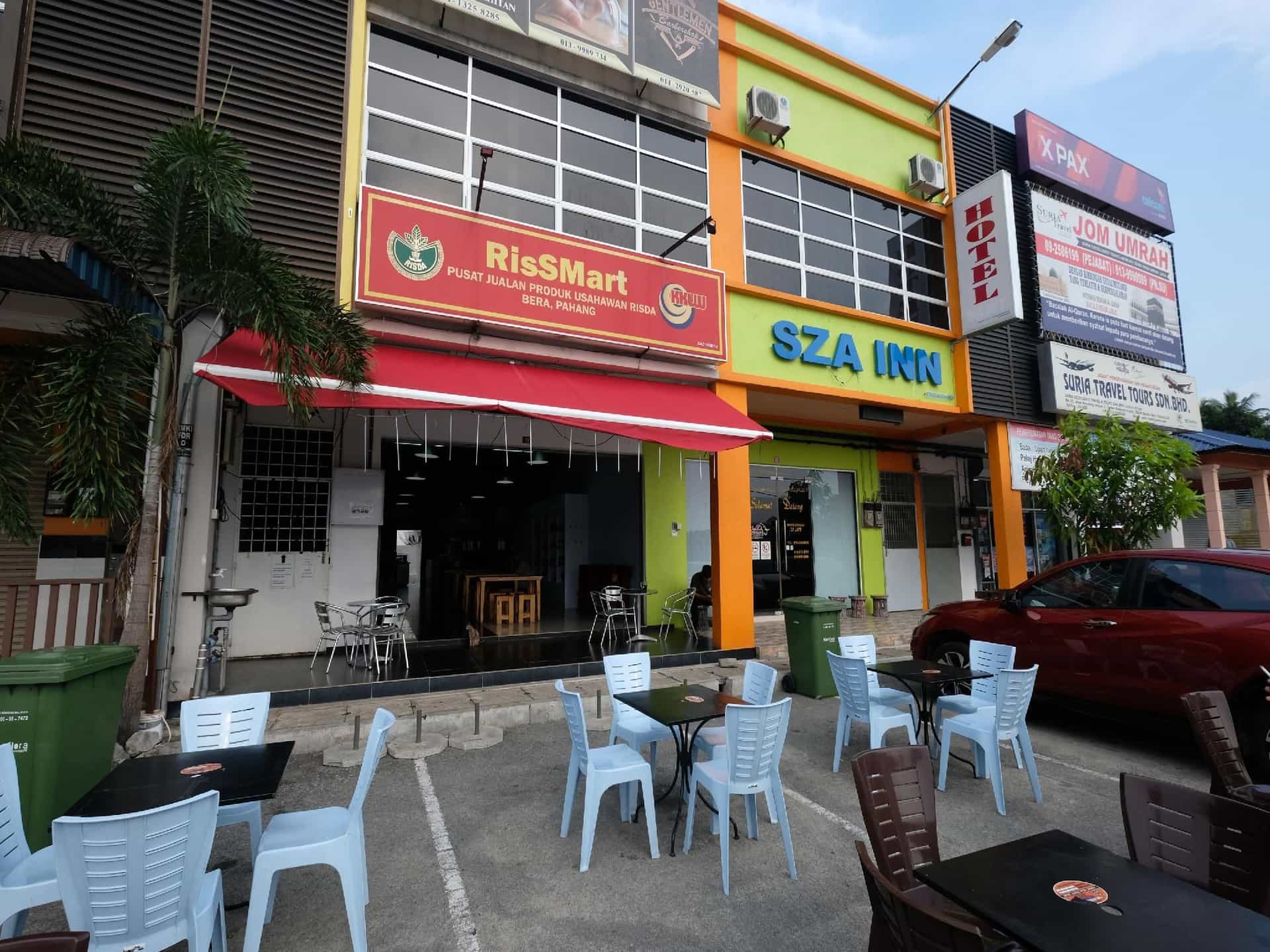 OYO 89436 SZA Inn