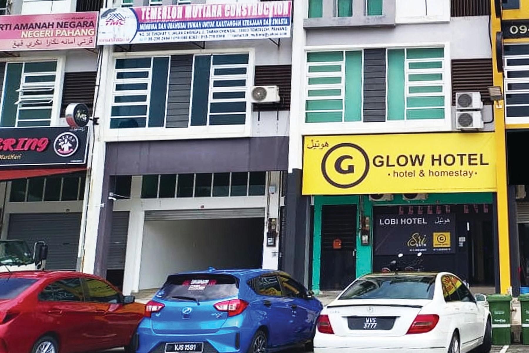 GLOW HOTEL2