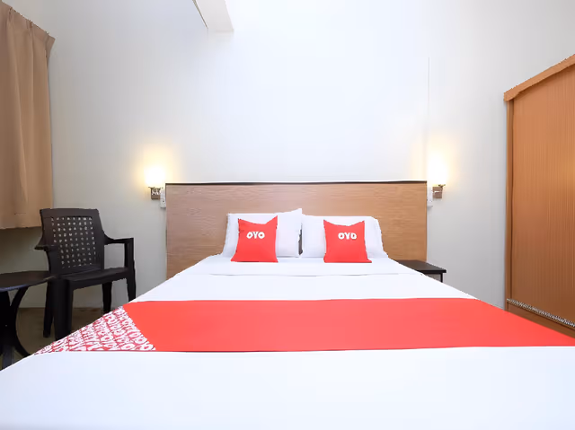Standard Queen Room