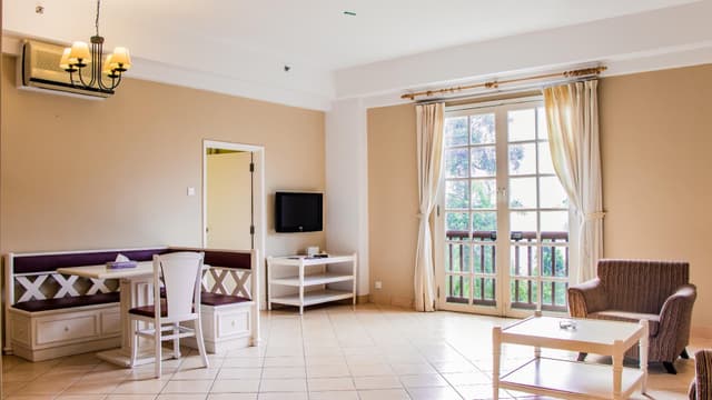 2 Bedroom Suite