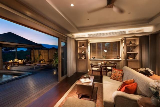 One Bedroom Lagoon Pool Villa