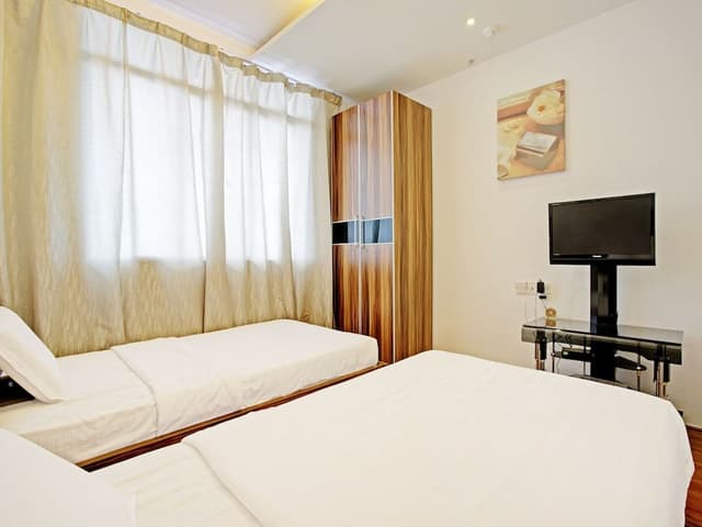 Deluxe Twin Room