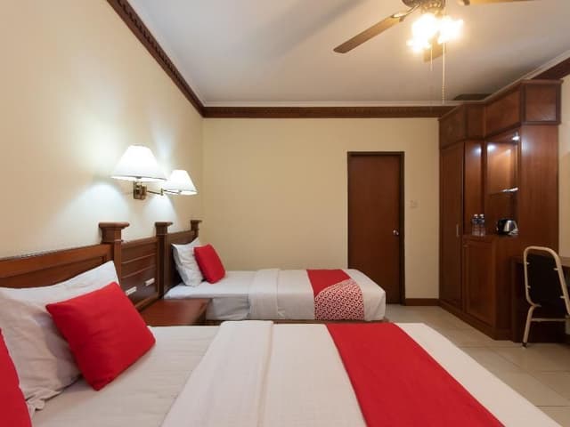 Deluxe Triple Room