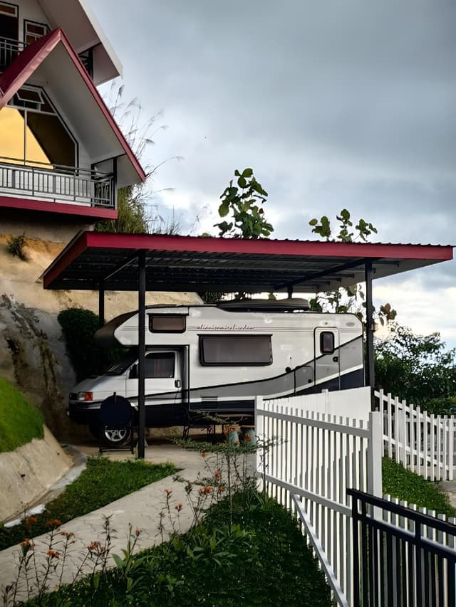 Caravan Tent