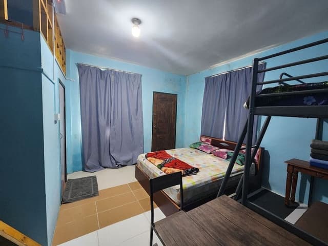 Room No 12 Hello