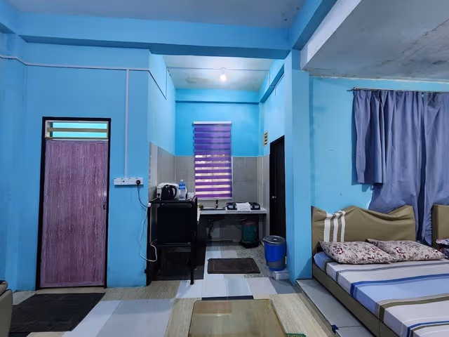 Room No 10 Salut
