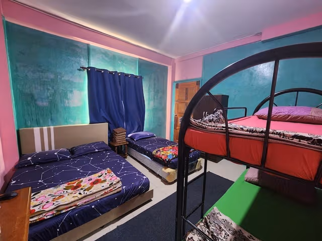 Room No 6 Jambo