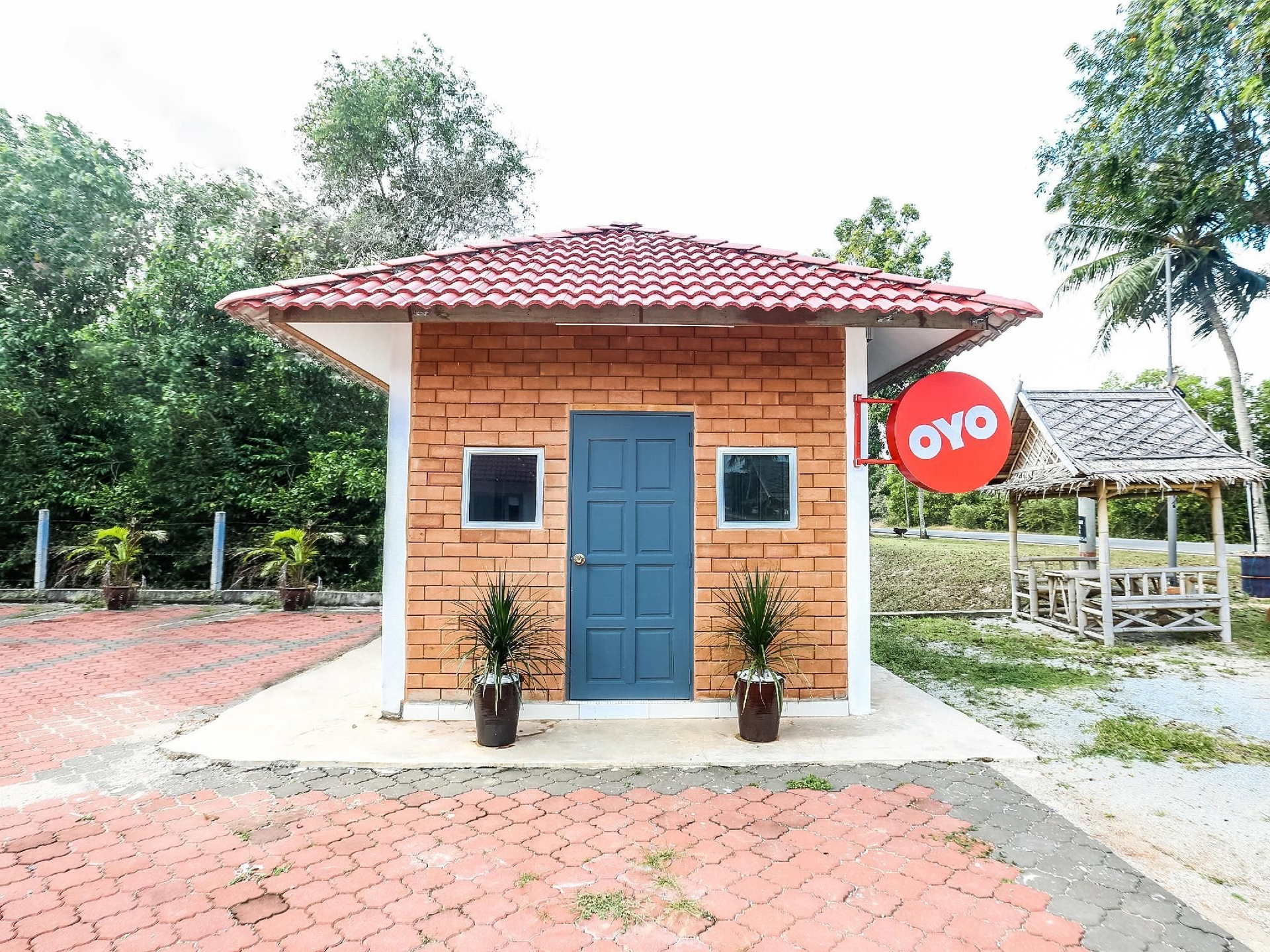 OYO 89607 Aloha Chalet4