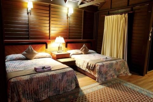 The Manor Beach Resort2