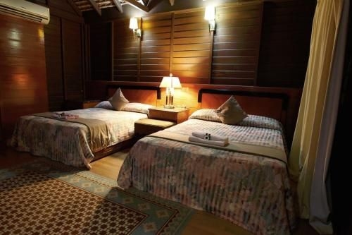 The Manor Beach Resort3