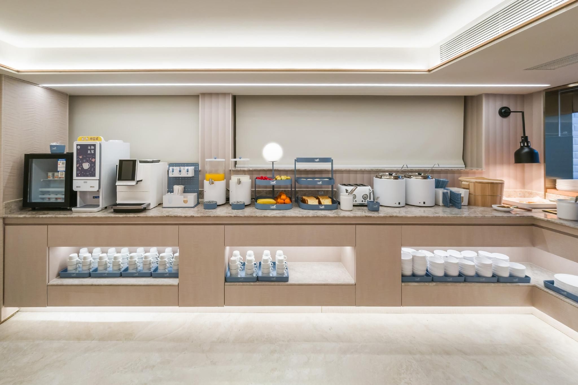 Hanting Hotel Shanghai Zhizaoju Road1