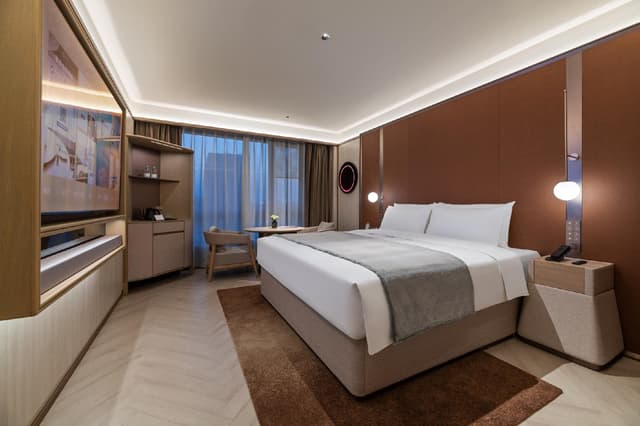 Huazhu - Executive Bed Room