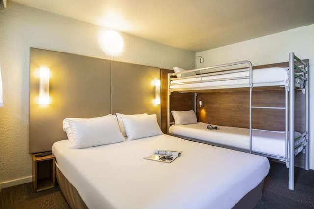 Standard Room, Multiple Beds