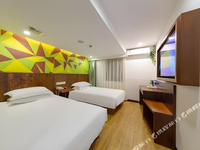GTI - Yiran Twin Room