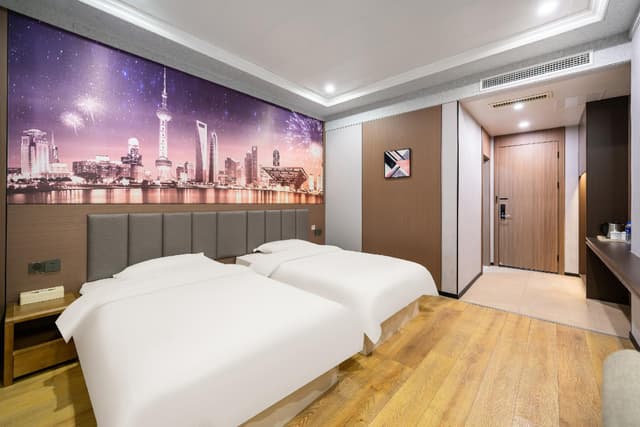 Business Twin Room with Inner Window