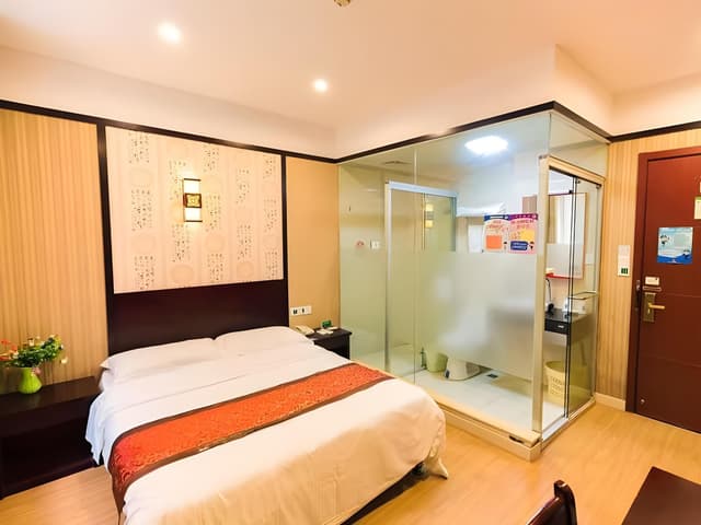 GTI - 1 Bed Guest Room, 1.5M Bed