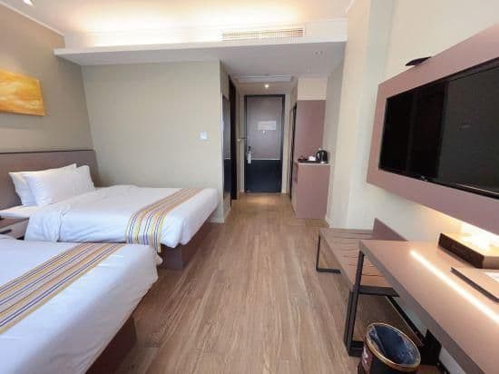 HOM - Twin Bed Room