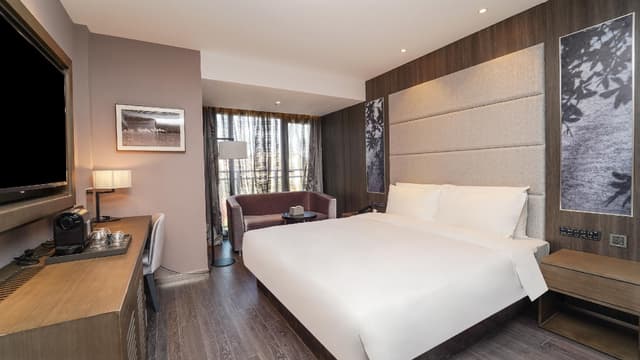 Huazhu - Superior BedRoom