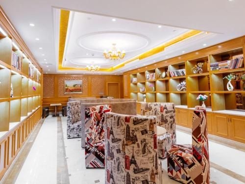 Vienna International Hotel Shanghai Dishui Lake Ocean Park3