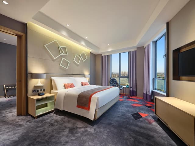 Senior Suite