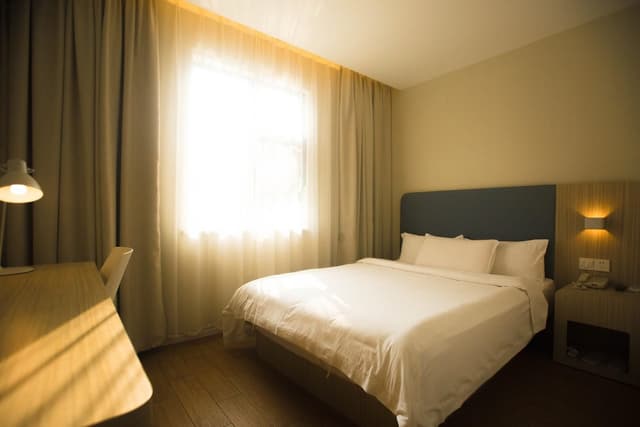 Huazhu - Superior BedRoom