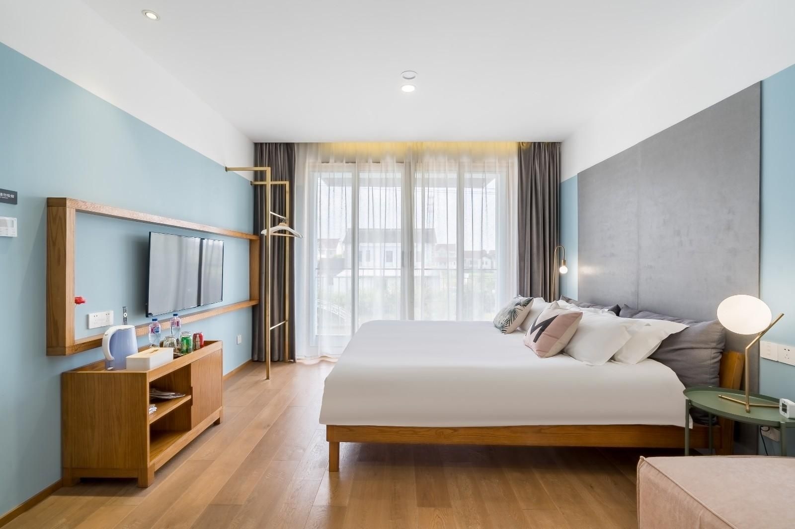 โรงแรมฟลอรัล ไมเช่ (Floral Hotel Maishe)4