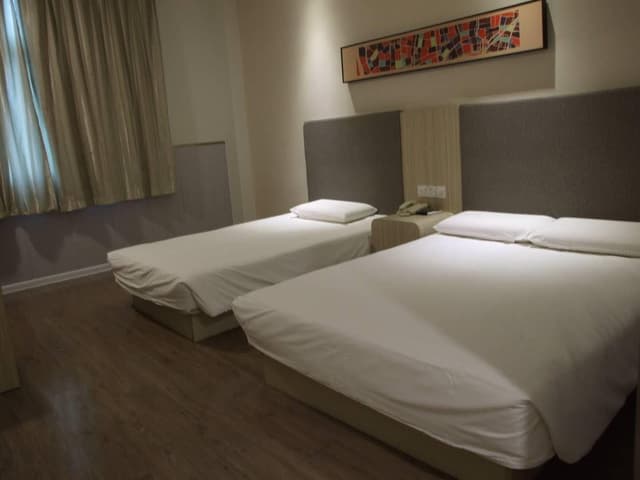 Huazhu - Suite