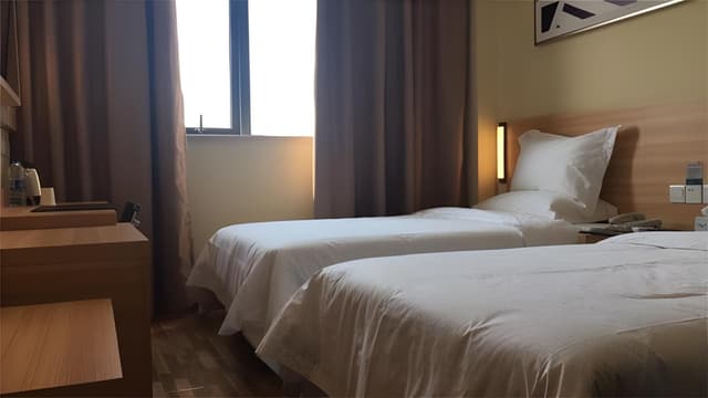 Dossen - Business Twin Room