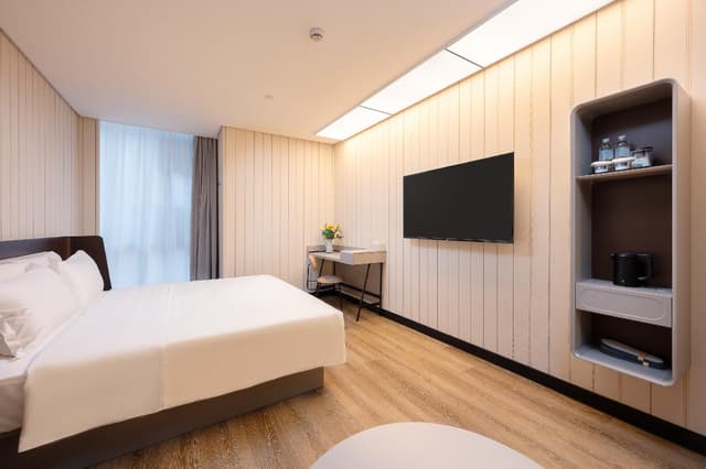 Huazhu - Superior BedRoom