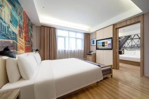 Atour Hotel Shanghai International Tourism Resort Kangqiao Metro Station3