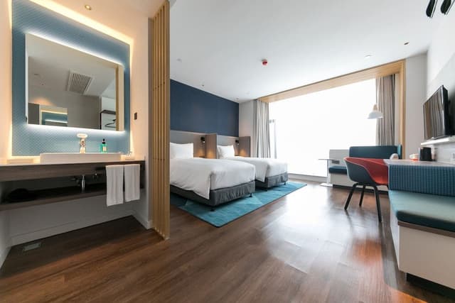 Room (Specialty)
