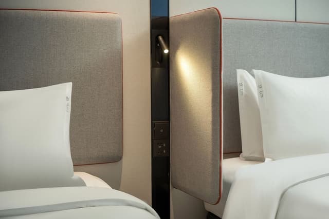 Standard Room, 2 Twin Beds (Stocked Minibar)