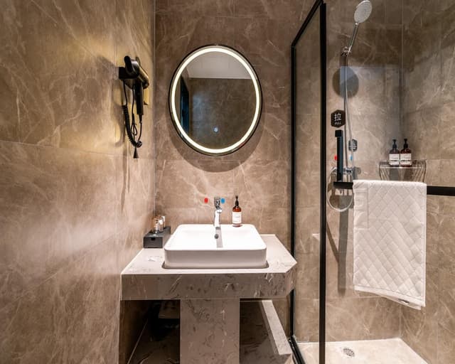THK - Intelligent Zero Pressure Twin Room