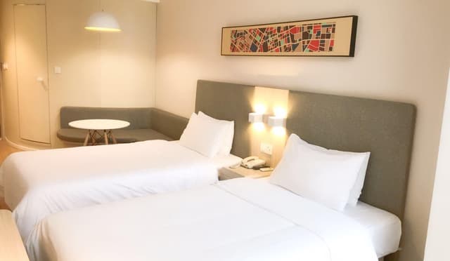 Huazhu - Twin Room