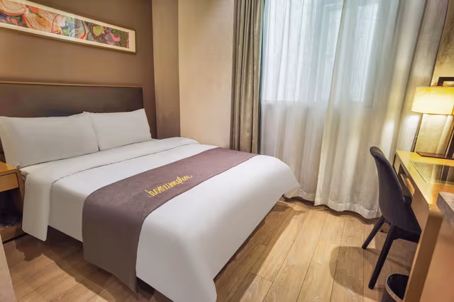 HOM - 1 Bed Room