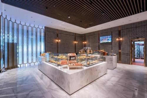 ฮาร์เบอร์ พลาซ่า เมโทรโพลิตัน เซี่ยงไฮ้ (Harbour Plaza Metropolitan Shanghai)1
