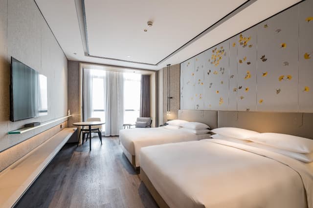 2 Bed Twin Superior Room