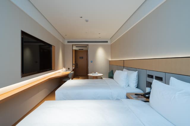 Huazhu - Business Twin Room