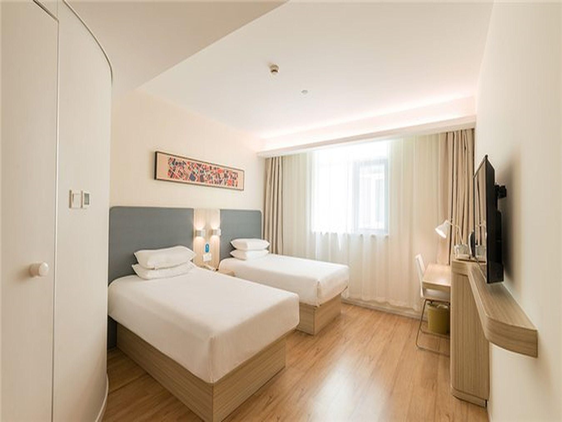 ฮั่นถิง โฮเต็ล เซี่ยงไฮ้ ซูเจียหุยเซ็นเตอร์ (Hanting Hotel Shanghai Xujiahui Center)4