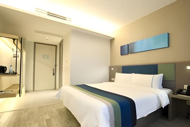 Busiess 1 Bed Room A