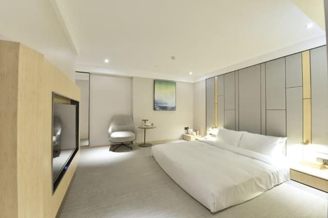 Tatami room