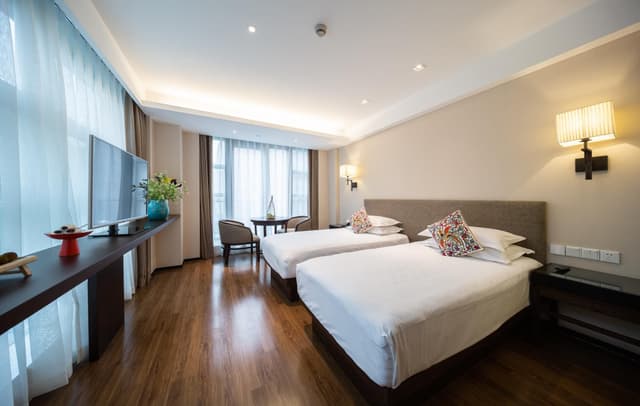 Deluxe Twin Room