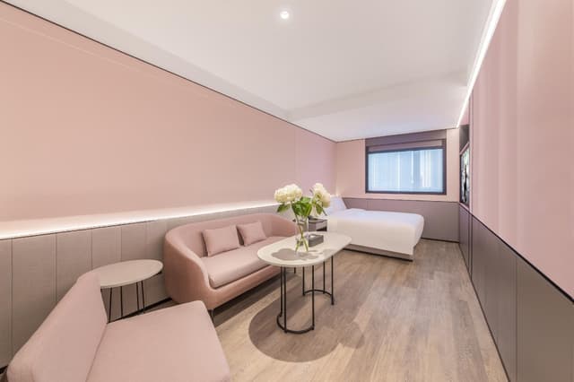 1-Bedroom Deluxe Executive Apartment