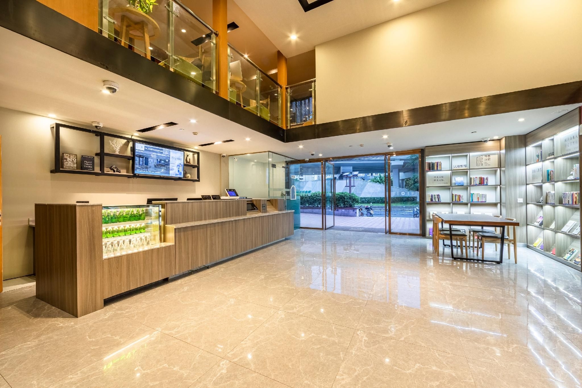 Hanting Hotel Shanghai Xujiahui Stadium Metro Station1