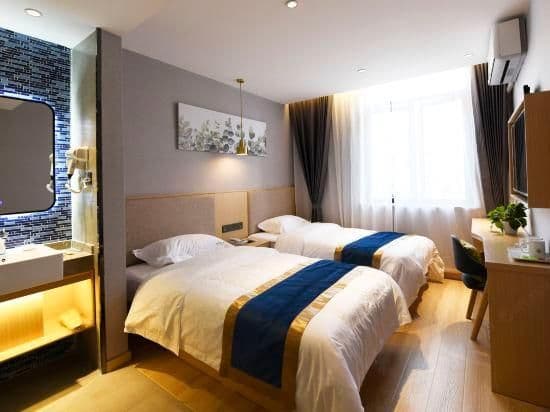 Twin Bussiness Room