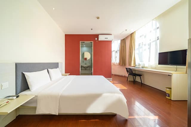 Huazhu - Superior BedRoom