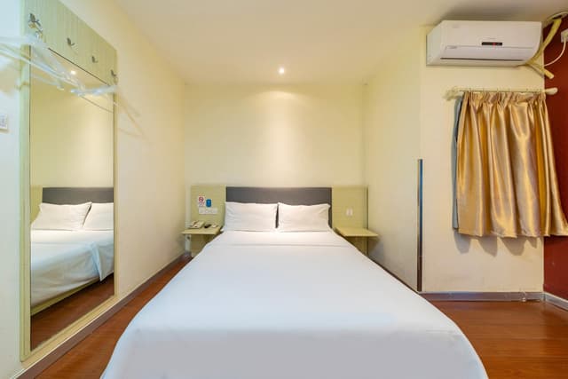 Huazhu - Superior Bed Room A
