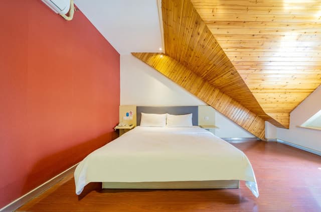 Huazhu - Superior Bed Room A