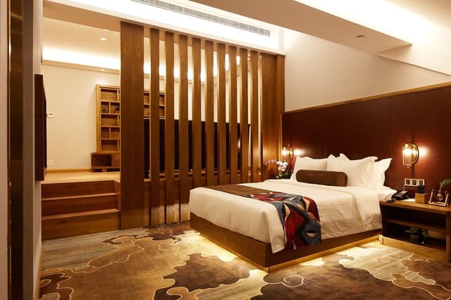 James Joyce - Feifan Travel Suite
